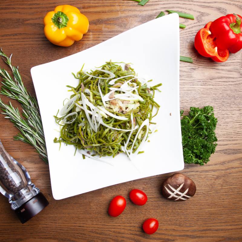 Mezze Salad & Smoothie Bar